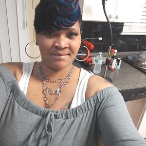 Meet your Posher, Candice